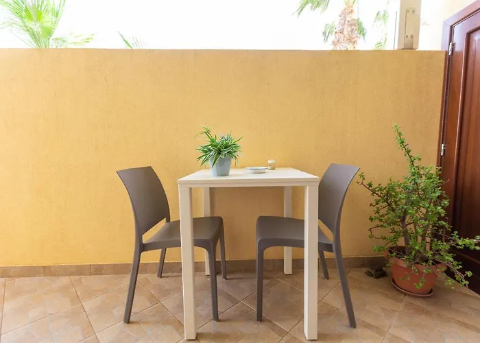 Terra Del Sole Bed & Breakfast Macari