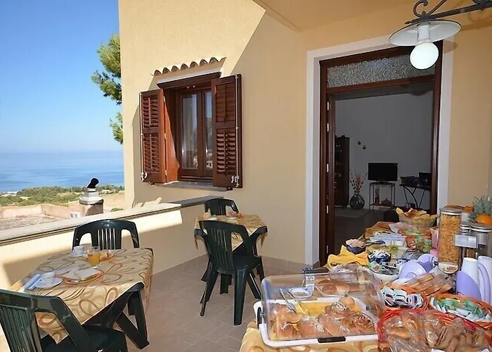 Terra Del Sole Macari